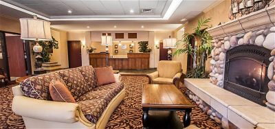 Hotel lobby with fireplace